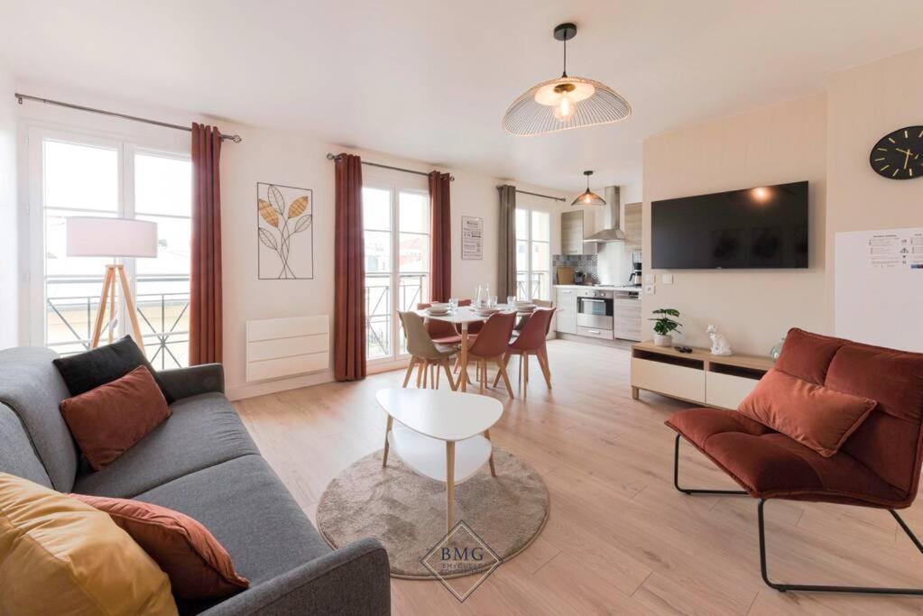 Royal Appartement Disneyland Bmyguest Serris Esterno foto