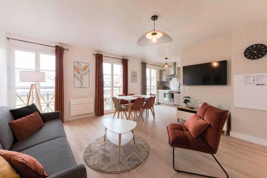 Royal Appartement Disneyland Bmyguest Serris Esterno foto